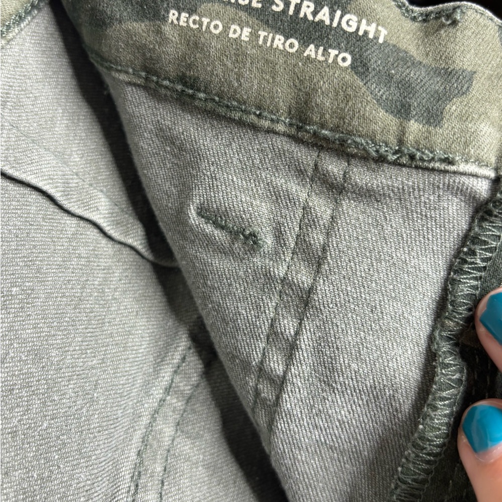 Universal Thread High Rise Straight Camouflage Pa… - image 3